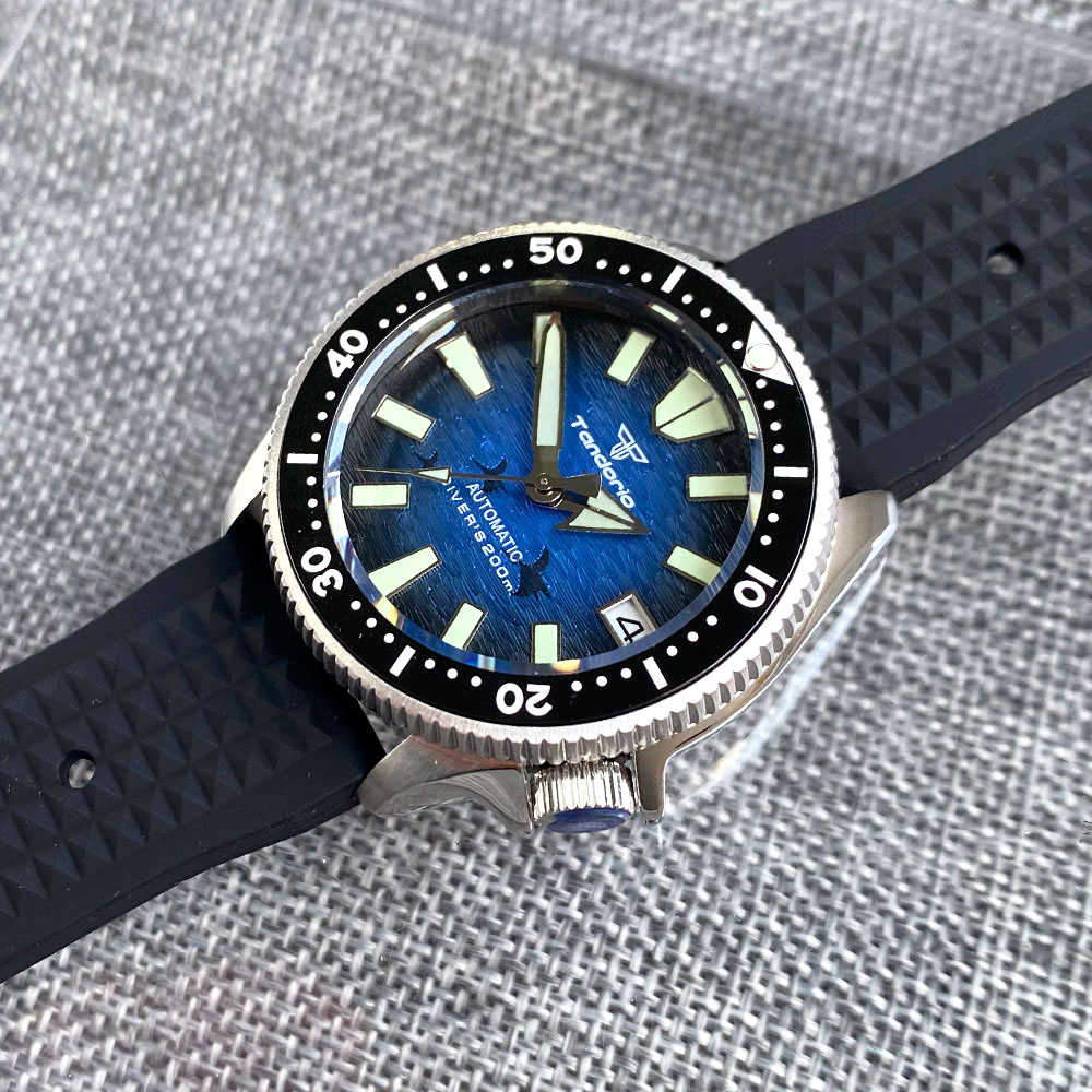 37mm Tandorio 200m Diving NH35 - Rubber Strap Diver recension och pris